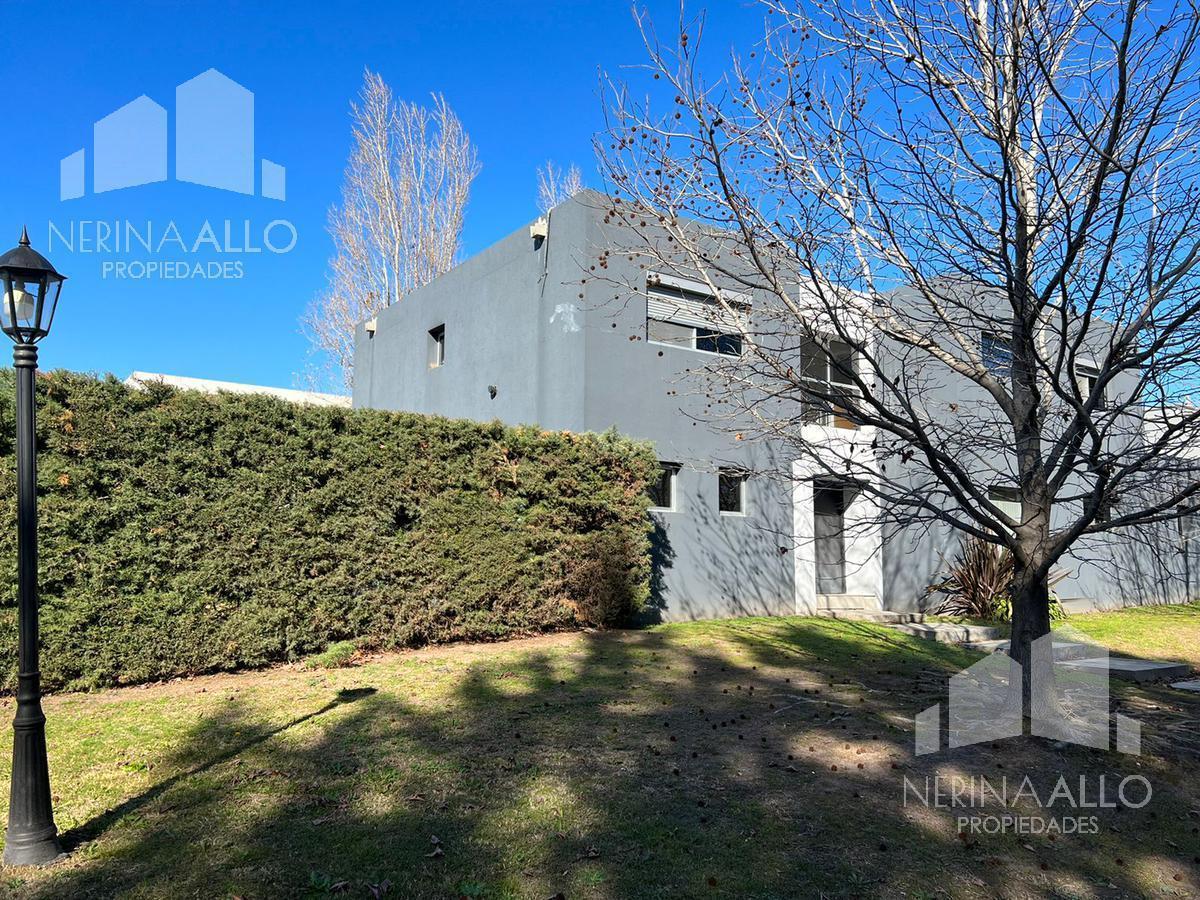 VENTA CASA 5 AMBIENTES ITUZAINGO NORTE BARRIO CERRADO ALTOS DEL SOL