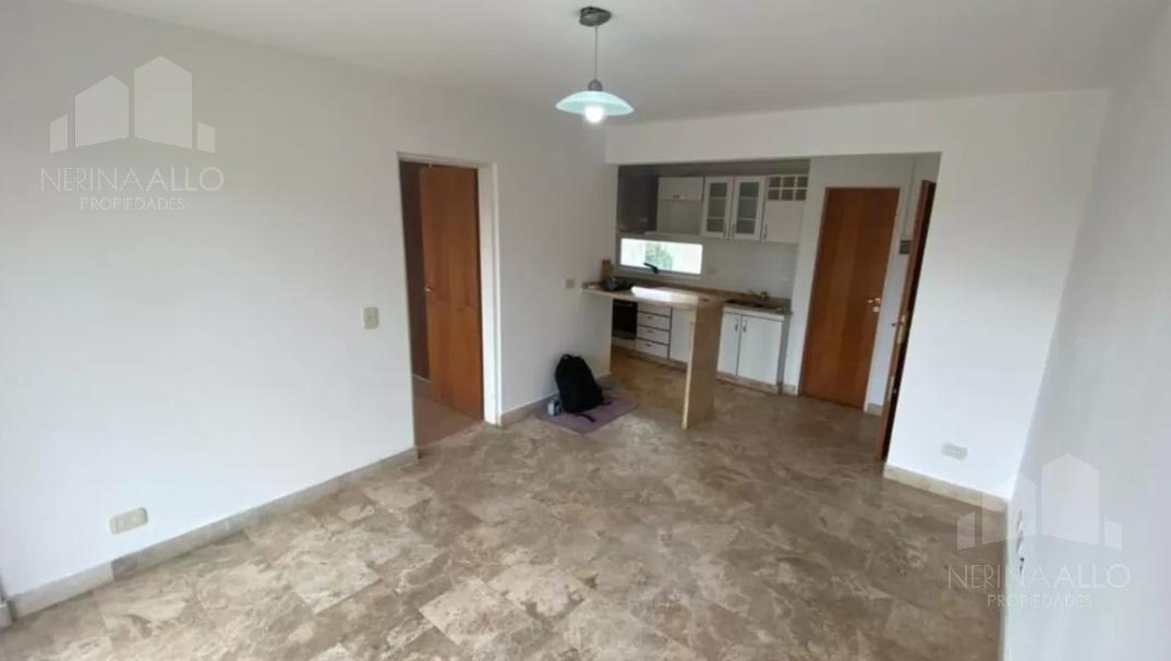 Venta Departamento 2 ambientes en Moron