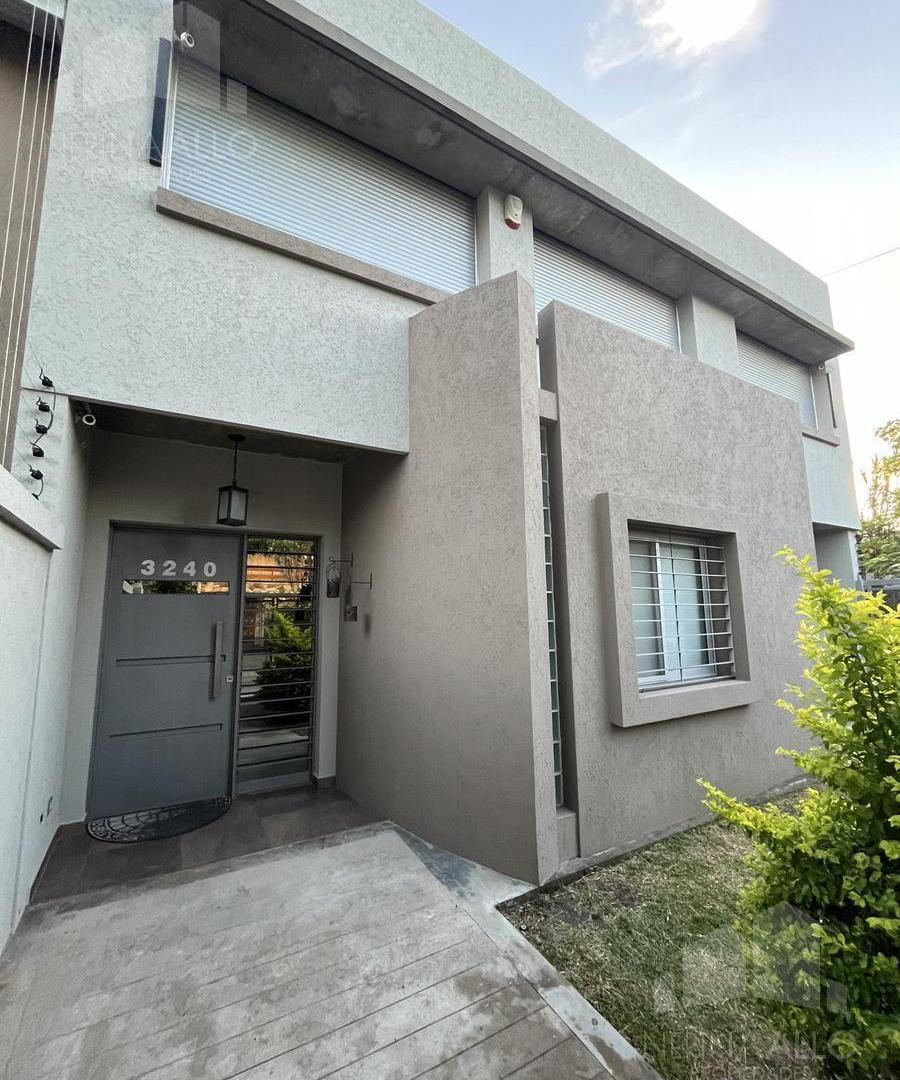 Venta Casa 5 Ambientes Apto Credito en Castelar Norte