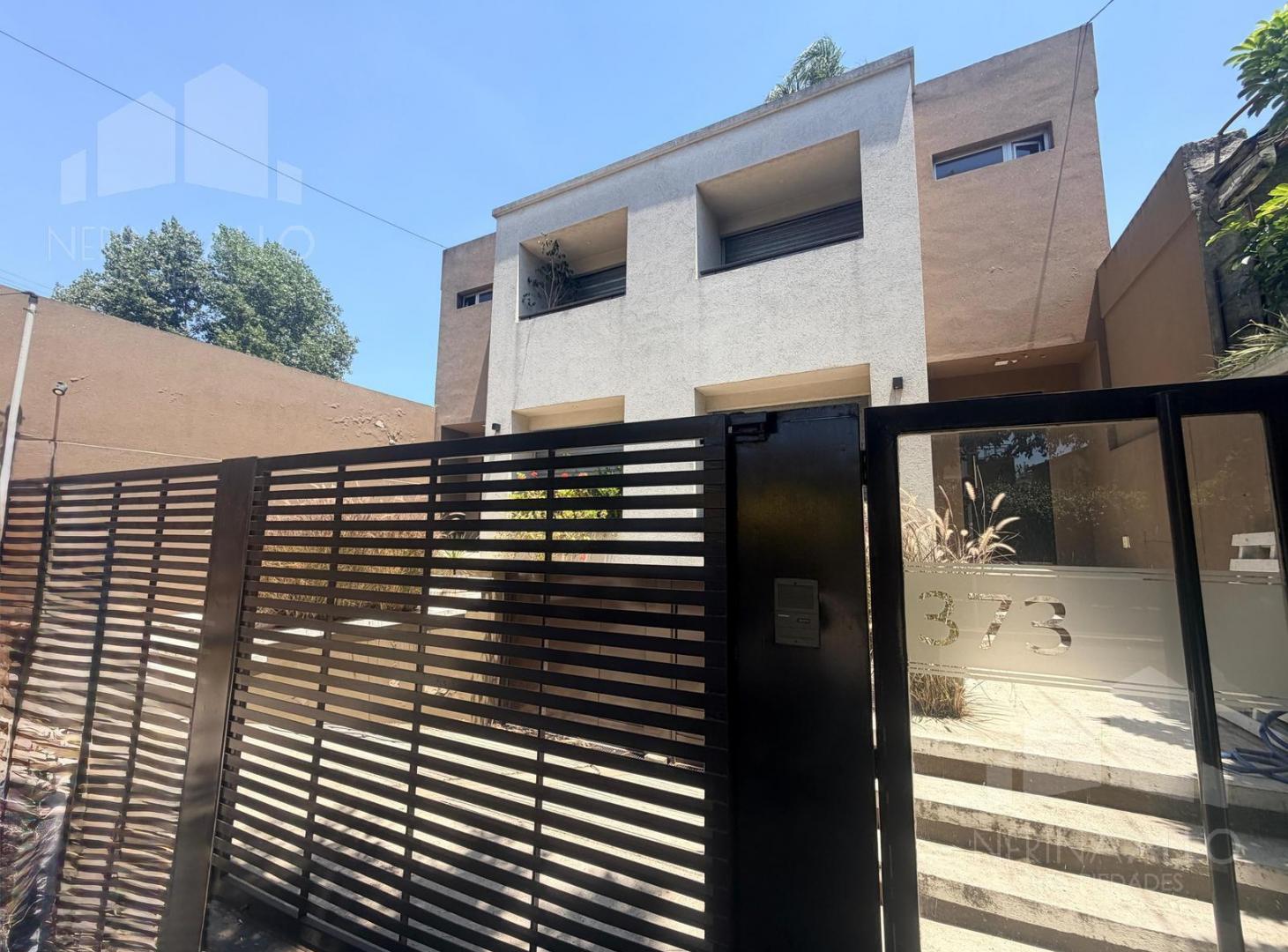 Venta Casa 4 Ambientes en Castelar Sur