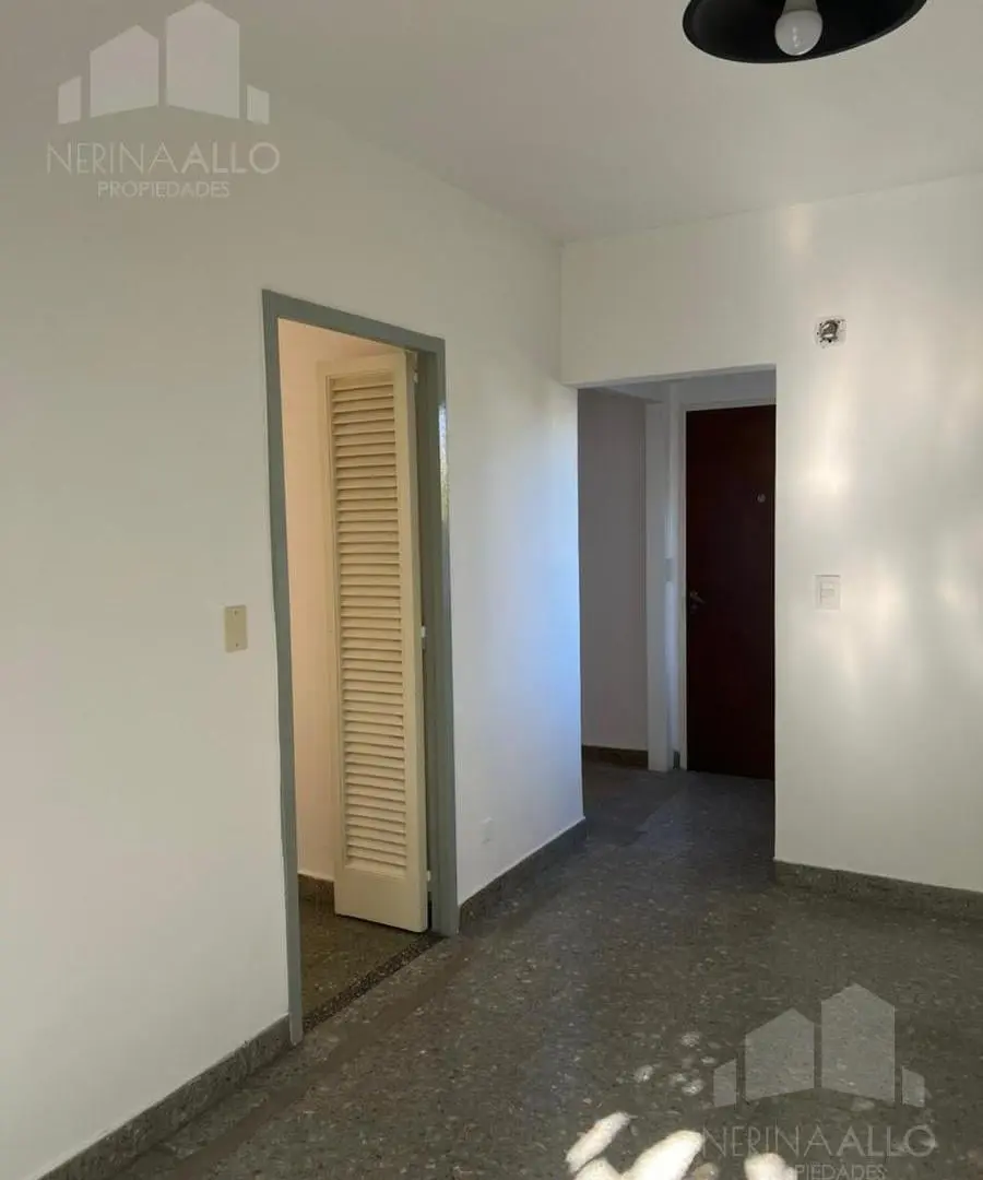 VENTA DEPTARTAMENTO 3 AMBIENTES CON TERRAZA EN CASTELAR NORTE 8