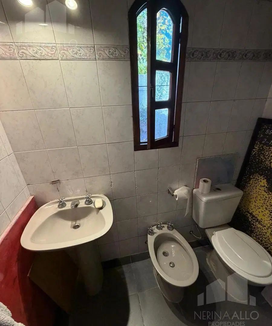 VENTA CASA 6 AMBIENTES EN VILLA UDAONDO PARQUE LELOIR 2