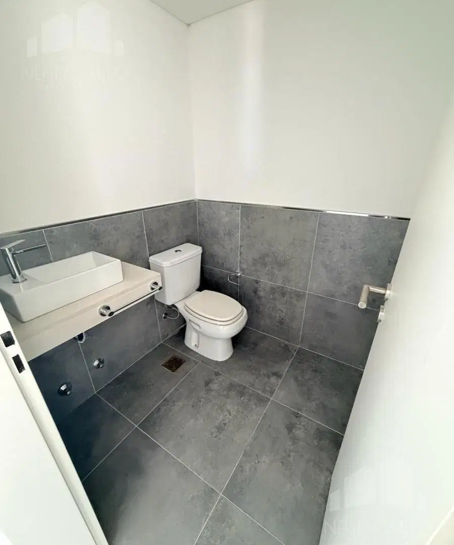 VENTA DEPARTAMENTO 2 AMBIENTES COCHERA TERRAZA ITUZAINGO NORTE 4