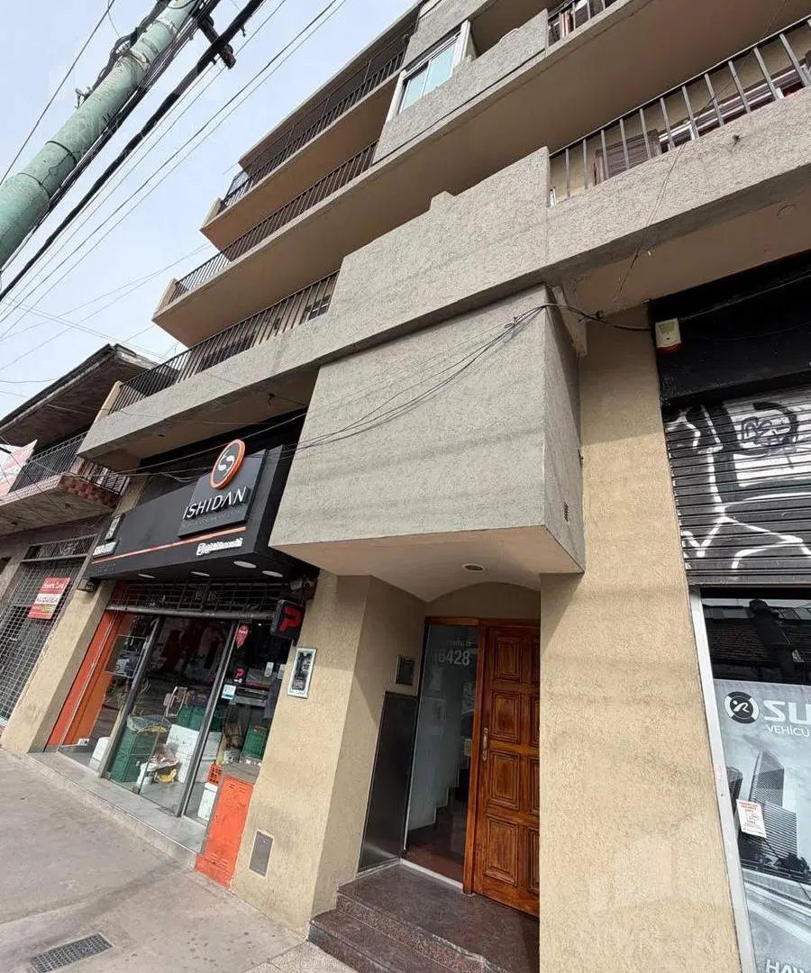 Venta Departamento 2 Ambientes Con Balcón Terraza en Haedo 1