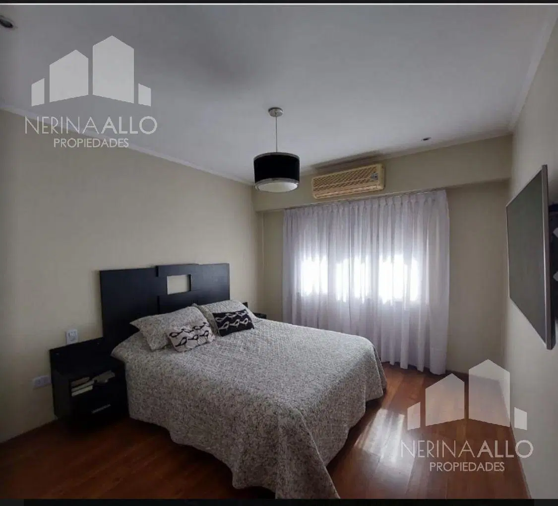 VENTA CASA 3 AMBIENTES CASTELAR NORTE PILETA 4