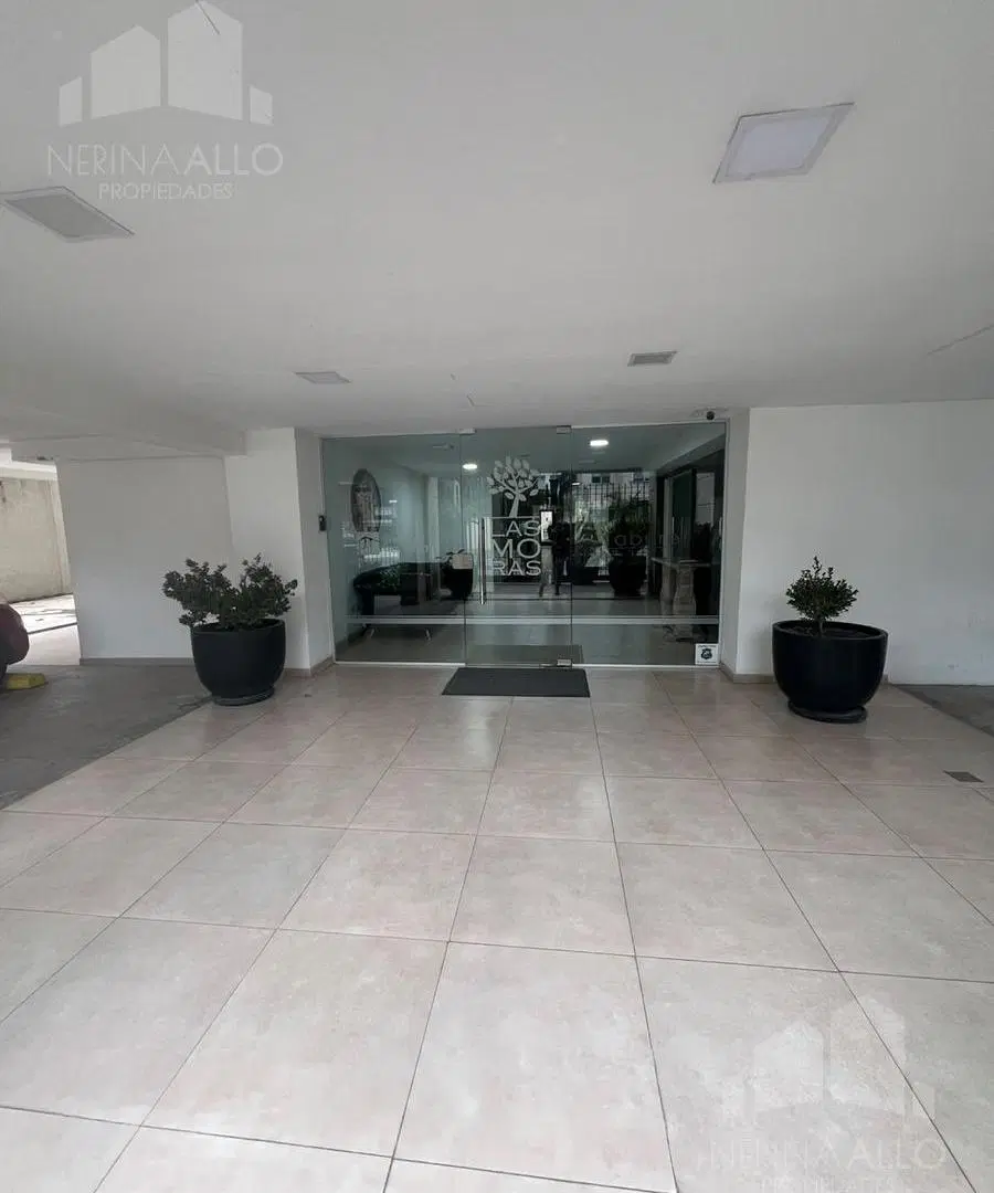 Venta Departamento 3 Ambientes Con 3 Cocheras en Ituzaingo Norte 5