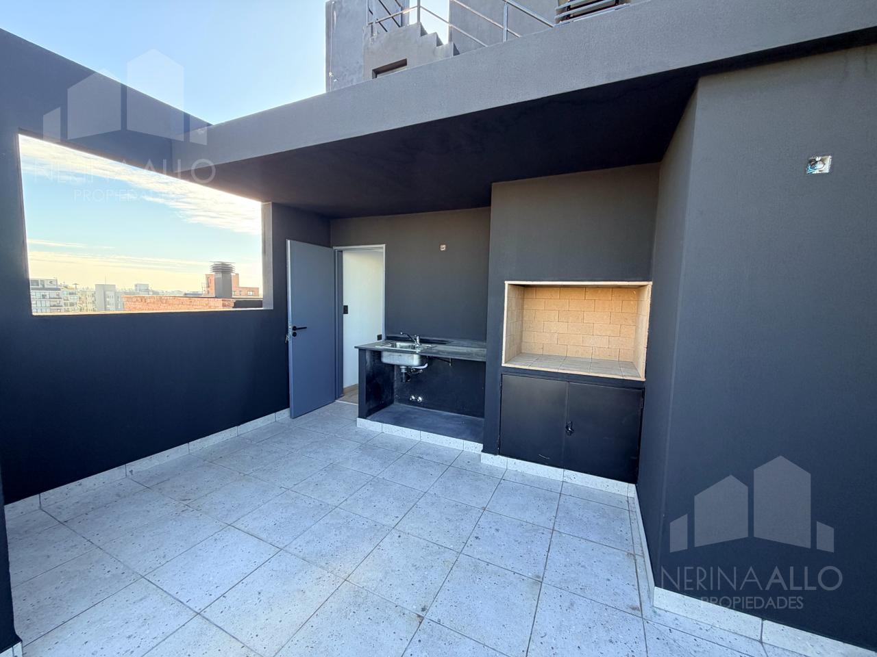Venta Departamento 4 Ambientes Con Terraza y Cochera en Ituzaingo Norte