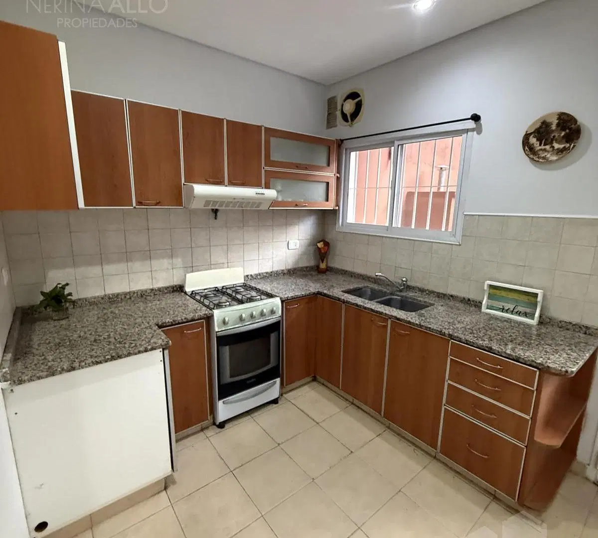 VENTA CASA TRIPLEX 4 AMBIENTES APTO CREDITO EN ITUZAINGO NORTE 5