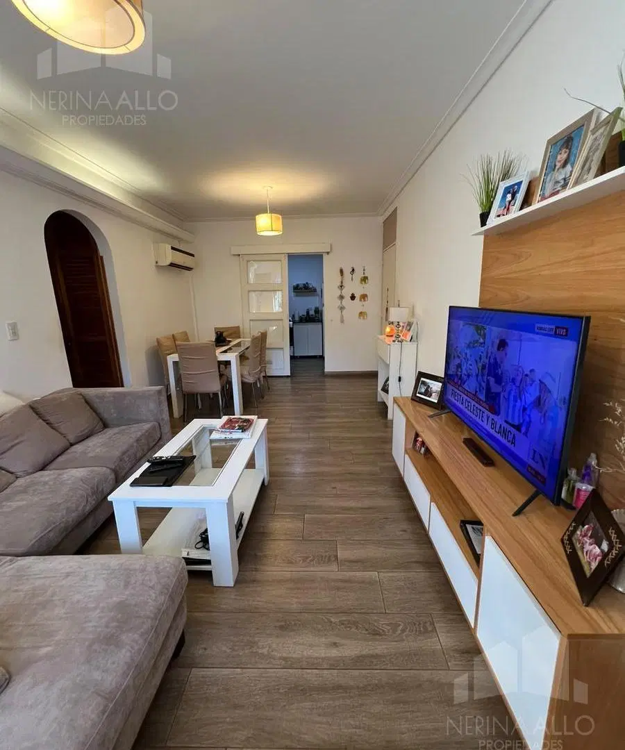 Venta de depto 4 ambientes Colegiales 5