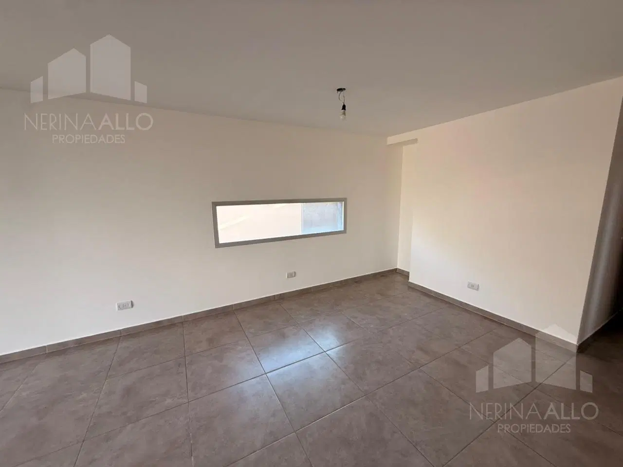 DEPARTAMENTO 3 AMBIENTES CON COCHERA EN ITUZAINGÓ 4