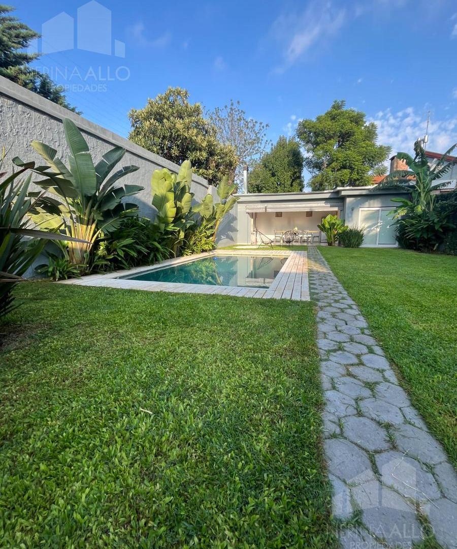 Foto de VENTA CASA 4 AMBIENTES EN CASTELAR NORTE, imagen 1