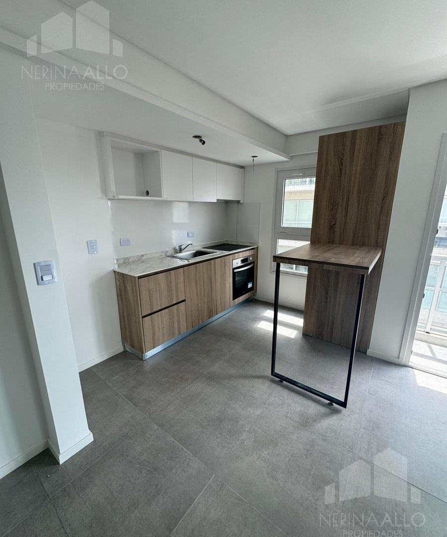 Foto de VENTA DEPARTAMENTO 2 AMBIENTES CON COCHERA ITUZAINGO NORTE, imagen 1