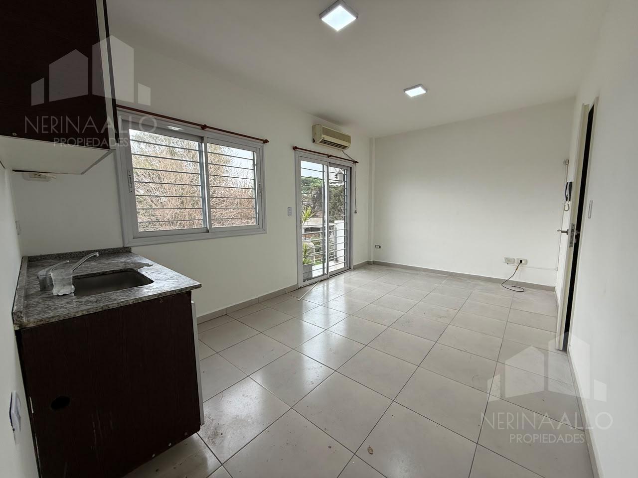 Foto de Alquiler Departamento 2 Ambientes en Ituzaingo Norte, imagen 3
