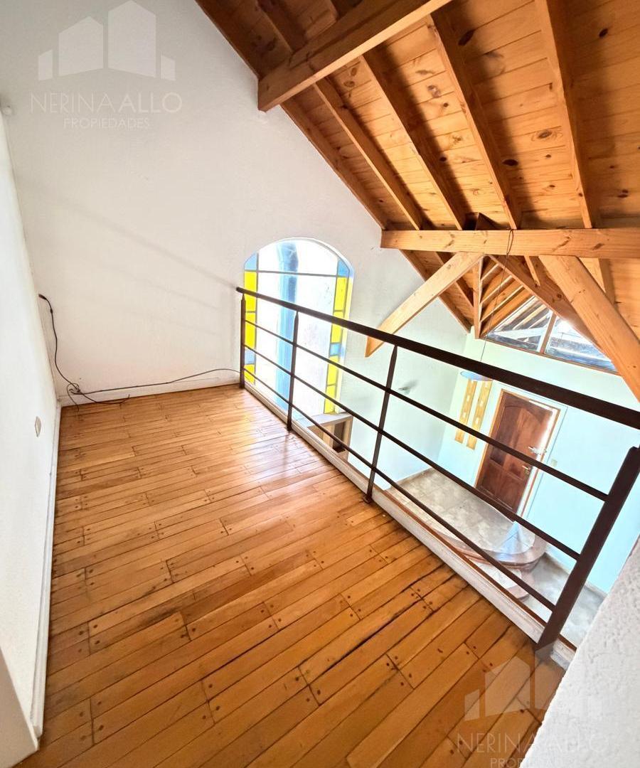 Foto de Alquiler Casa 4 Ambientes Con Cochera en San Antonio de Padua, imagen 1