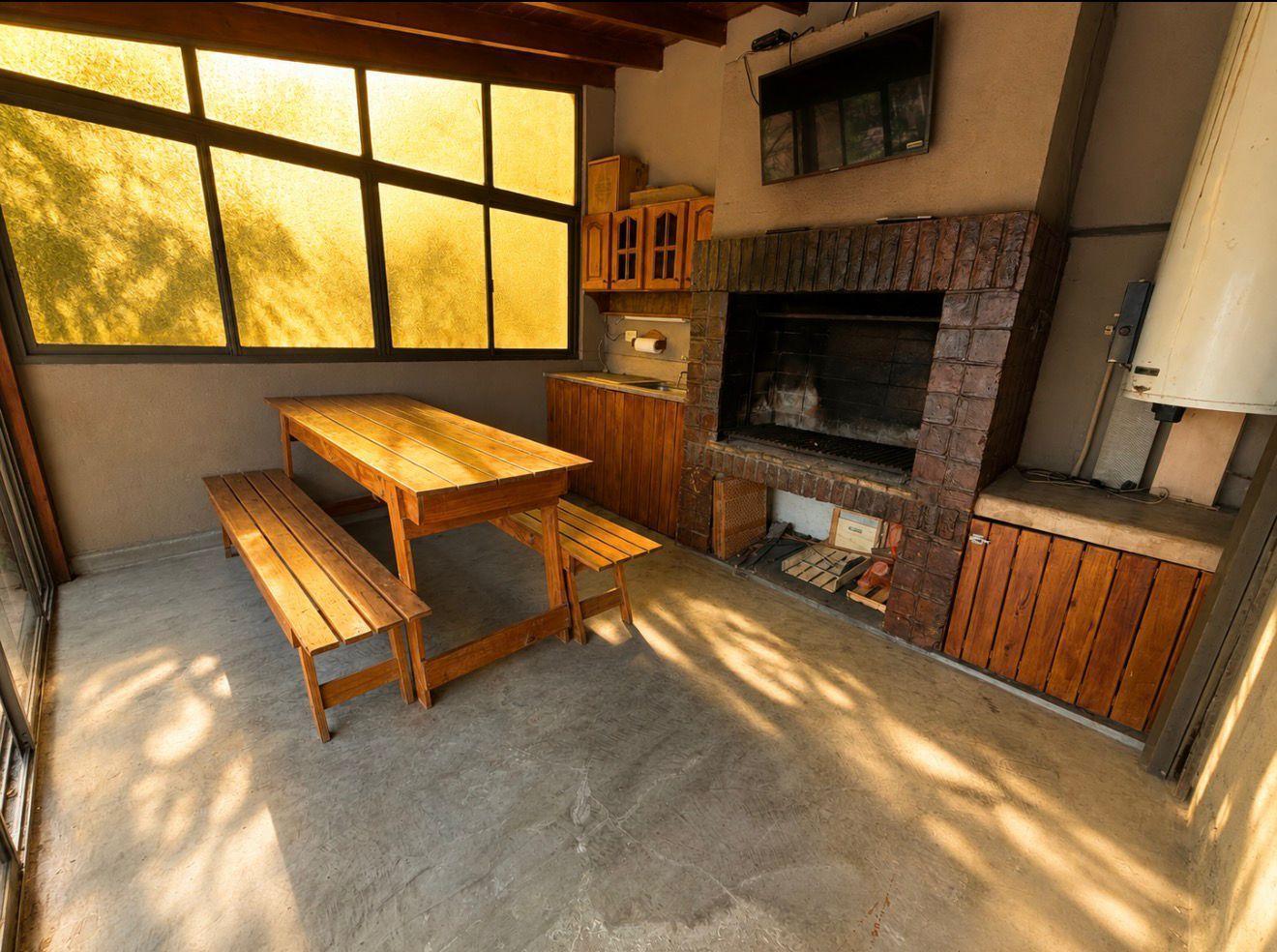 Foto de VENTA CASA EN DEVOTO, imagen 1
