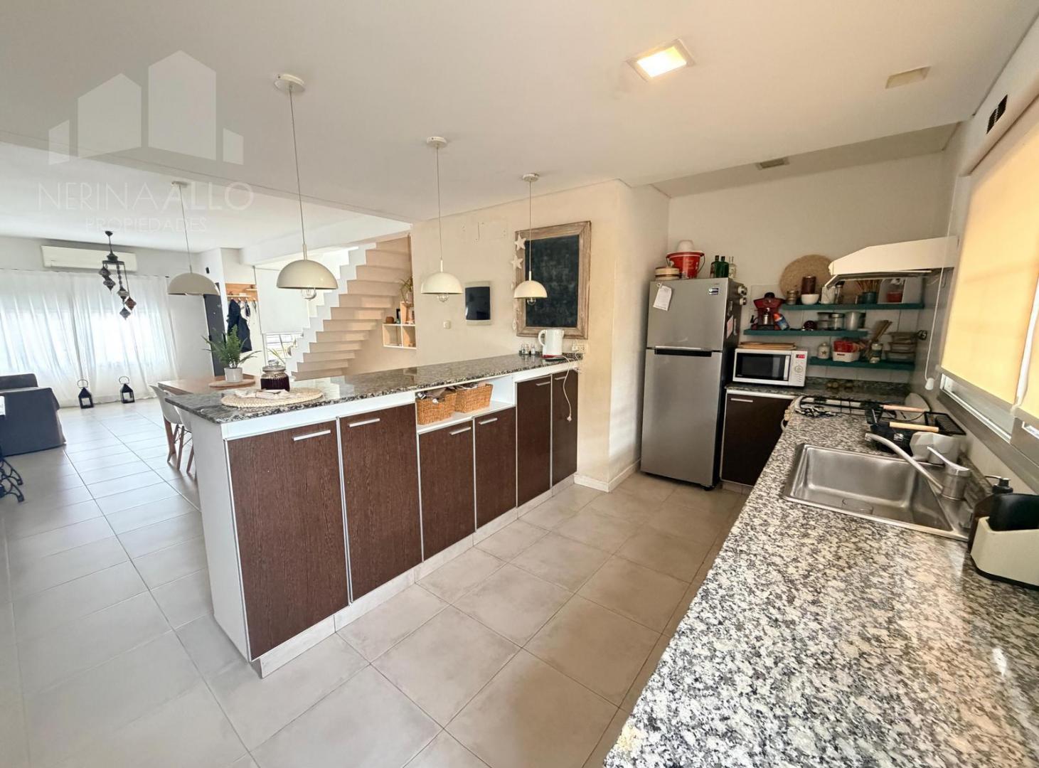 Foto de Venta Casa 4 Ambientes Apto Credito en Castelar Norte, imagen 1