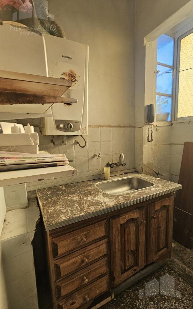 Foto de VENTA DPTO 2 AMBIENTES EN MONSERRAT, imagen 5