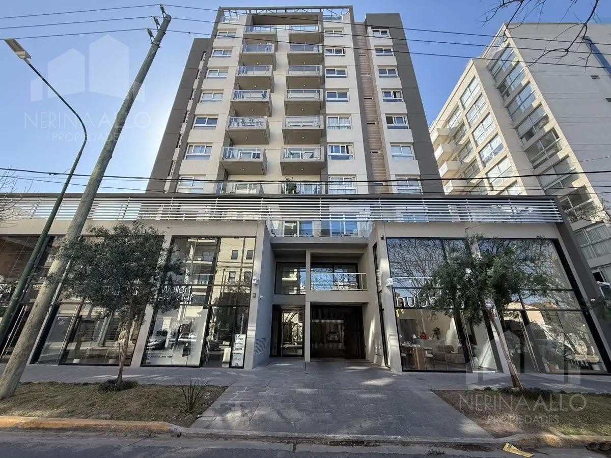 Foto de VENTA DEPARTAMENTO 2 AMBIENTES CON COCHERA Y BAULERA EDIFICIO SENTIRE, imagen 3
