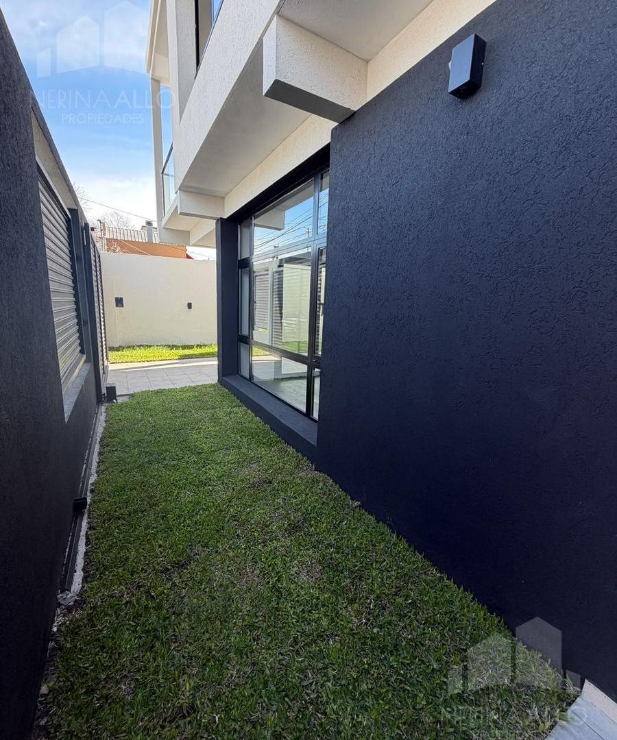 Foto de VENTA DE CASA 3 AMBIENTES EN ITUZAINGO NORTE, A METROS DE ZONA COMERCIAL, imagen 3