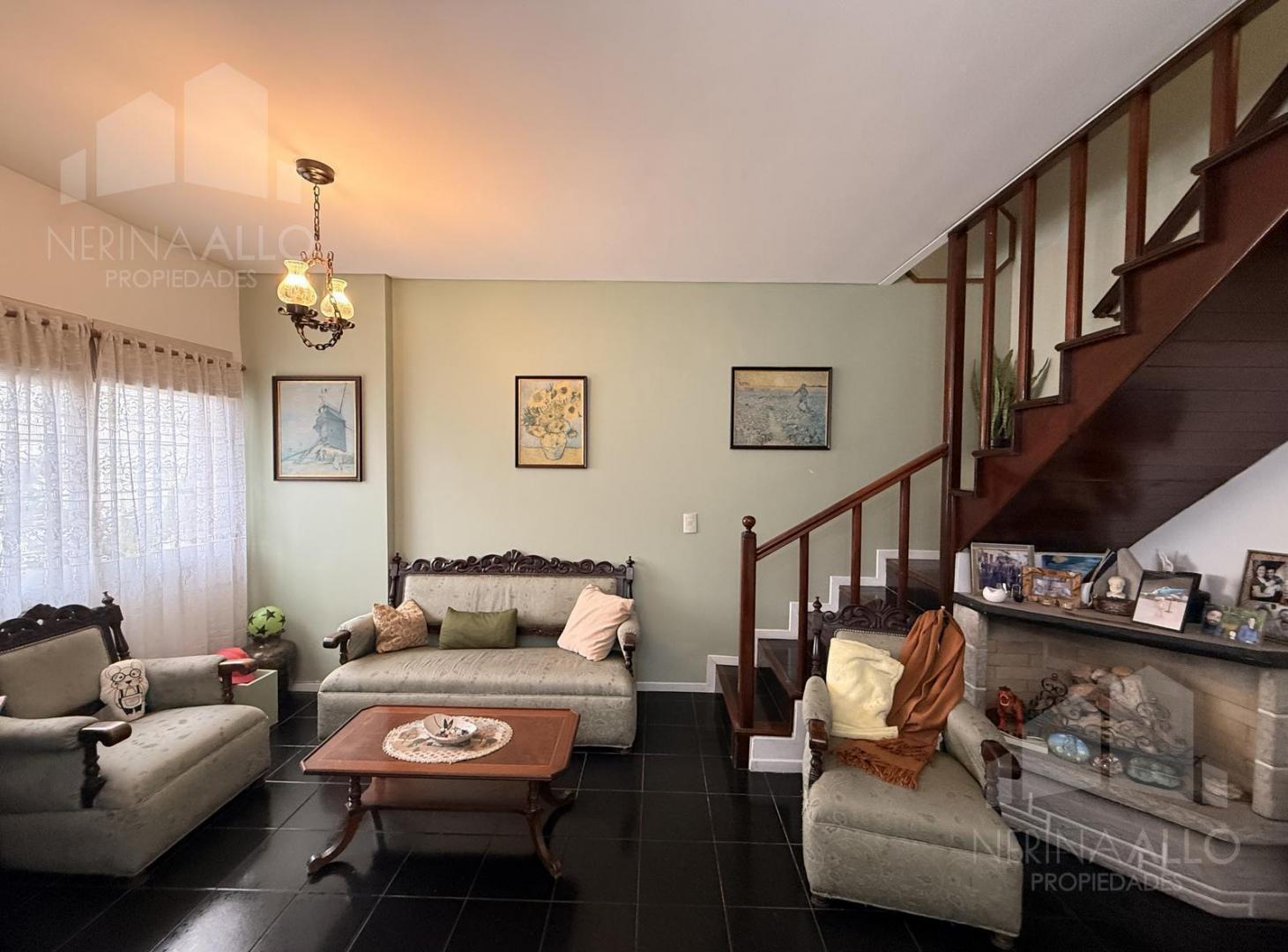 Foto de VENTA CASA EN PH DE 5 AMBIENTES APTO CREDITO EN CASTELAR SUR, imagen 3