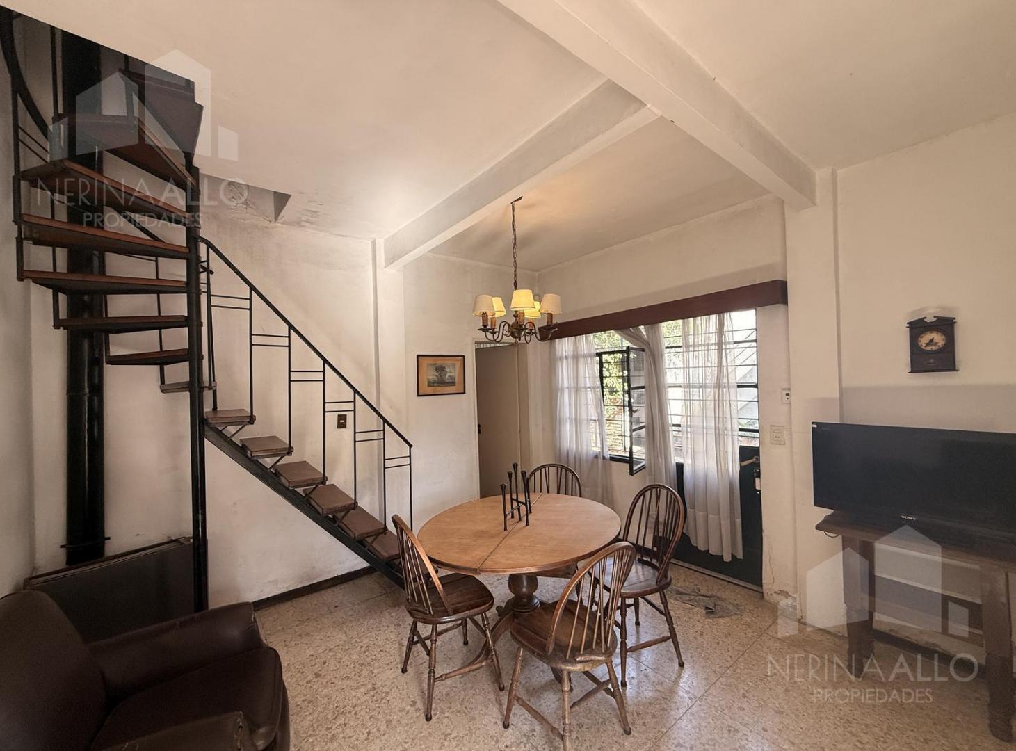 Foto de VENTA CHALET DE 6 AMBIENTES EN CASTELAR NORTE, imagen 1