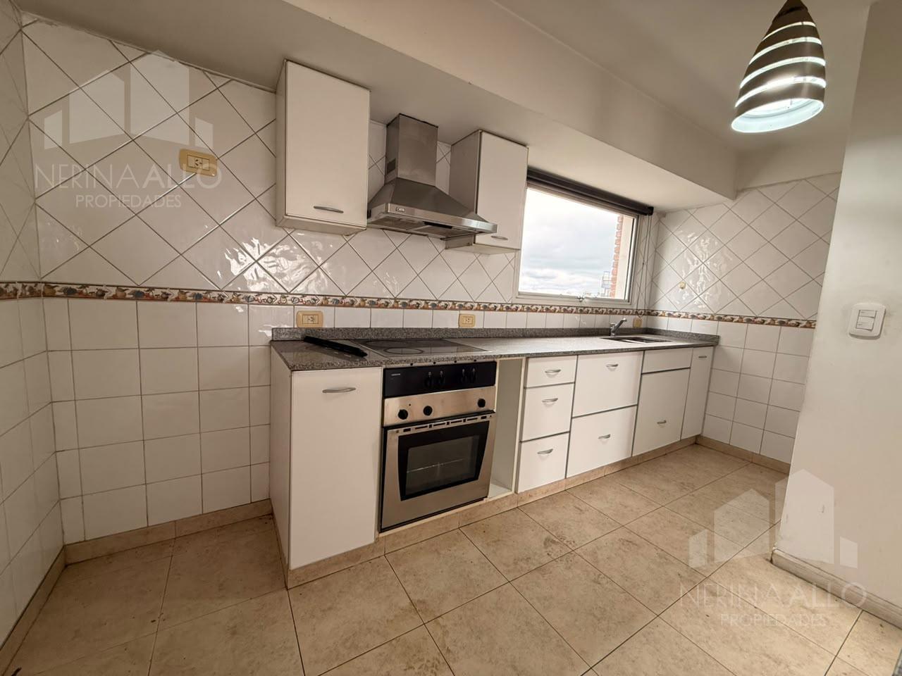 Foto de VENTA DE HERMOSO DEPARTAMENTO 2 AMBIENTES EN MORÓN SUR, EN EDIFICIO CON, imagen 4