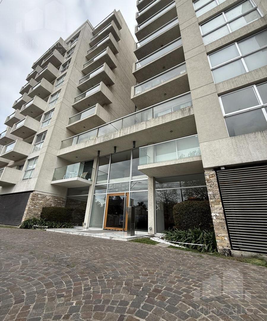 Foto de DEPARTAMENTO VENTA MONOAMBIENTE CON COCHERA ITUZAINGO NORTE DURBAN, imagen 1