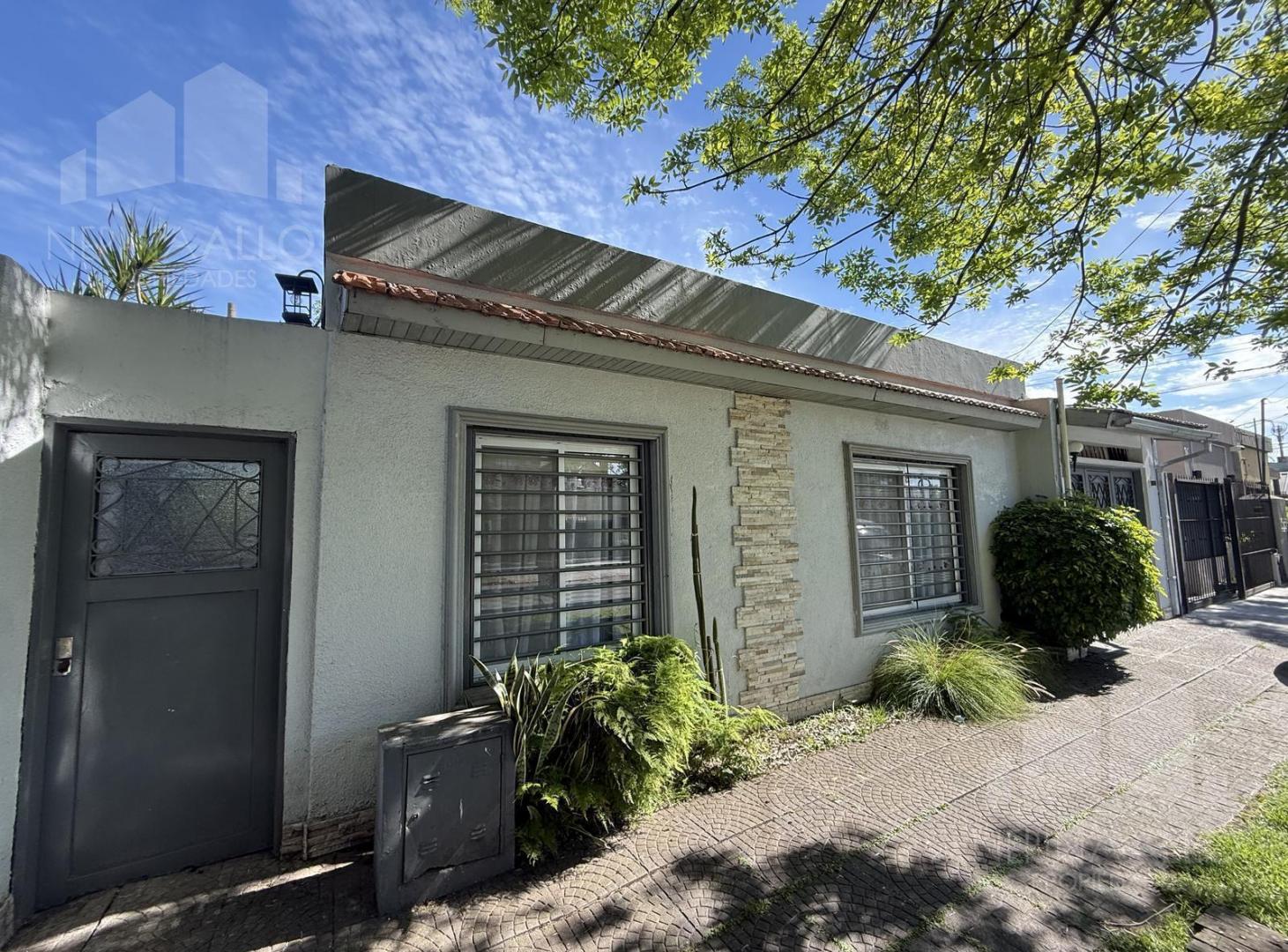 Foto de PH EN VENTA 3 AMBIENTES VILLA ARIZA ITUZAINGÓ, imagen 2