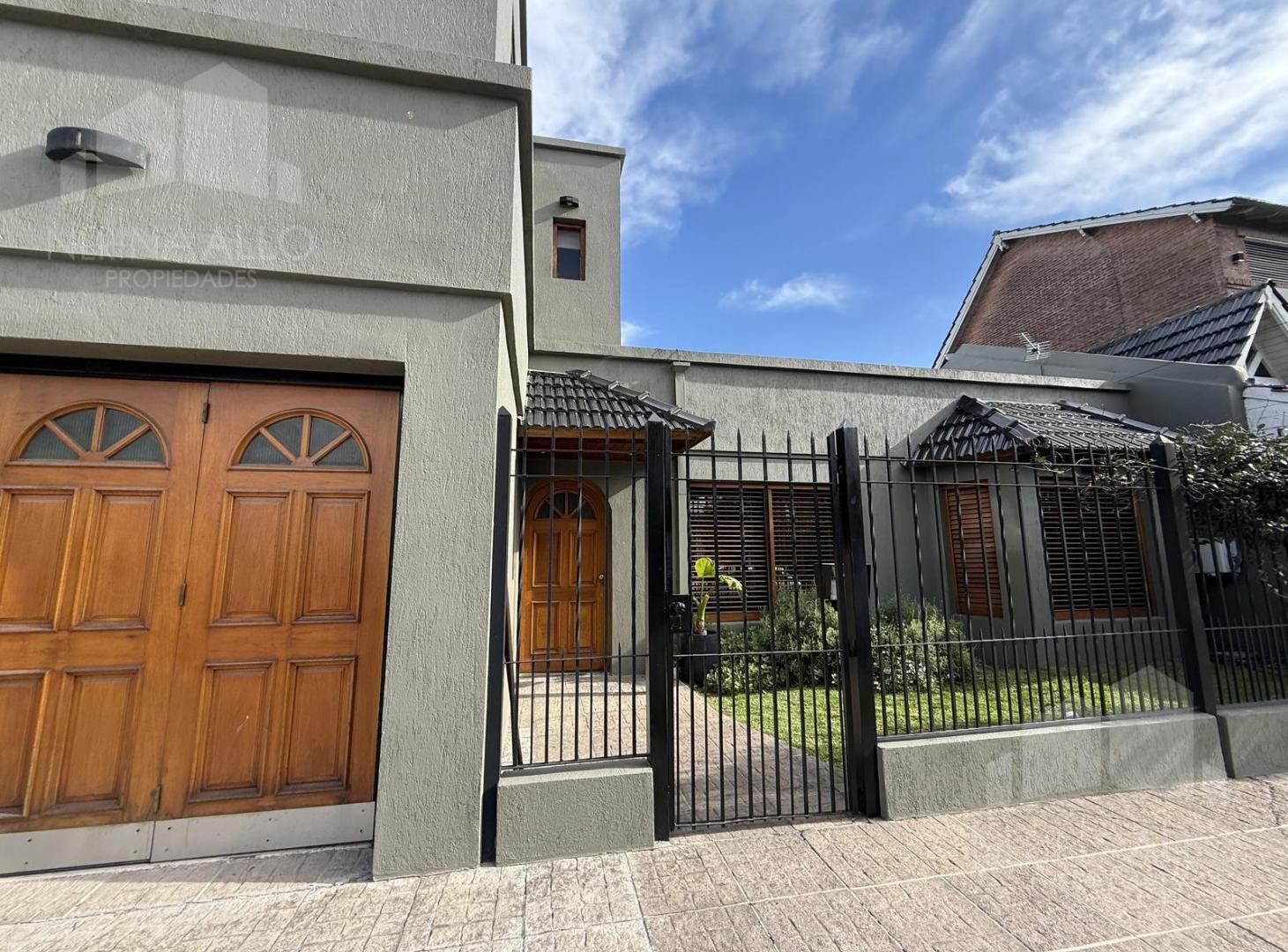 Foto de Venta Casa 4 Ambientes en Ituzaingo Norte, imagen 1