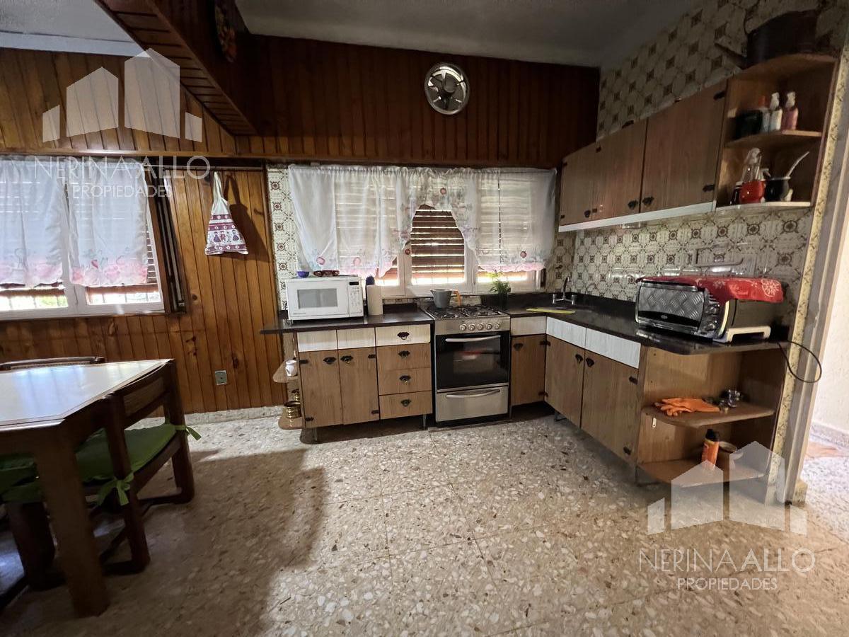 Foto de VENTA CASA TERRENO 4 AMBIENTES ITUZAINGO NORTE, imagen 1