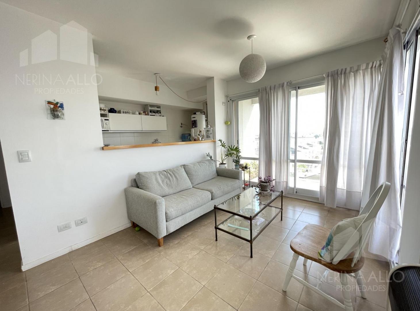Foto de DEPARTAMENTO EN VENTA 2 AMBIENTES EN CASTELAR SUR, imagen 1