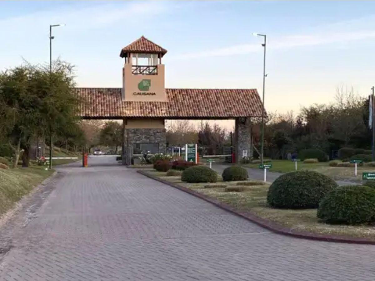 Foto de ESC/OFERT/TODOS LOS SERVICIOS/2070 M/ESCRITURA, imagen 1