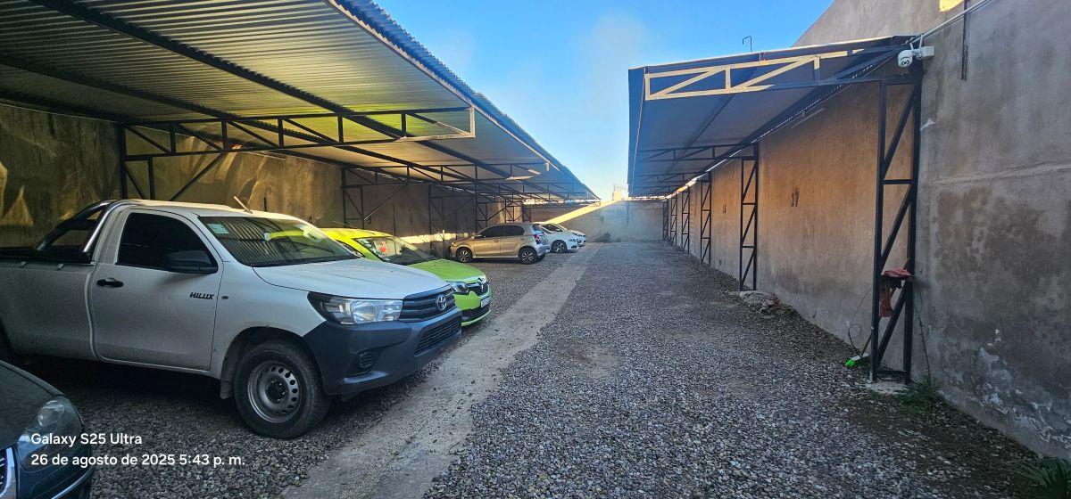 Foto de INVERSOR !! COCHERAS O CONSTRUIR DPTOS 300 M2, imagen 3