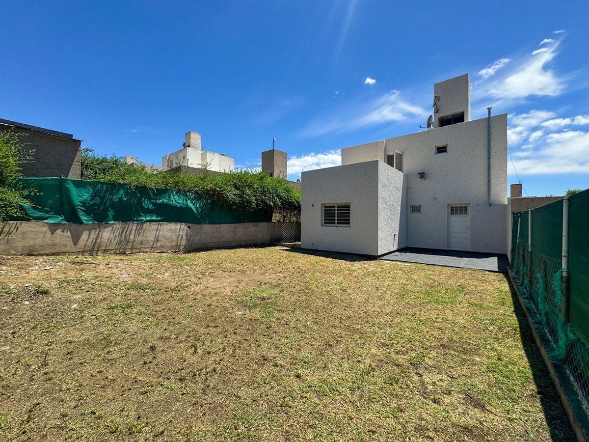 Foto de la propiedad en Elpidio González 949, Industrial, Villa Allende