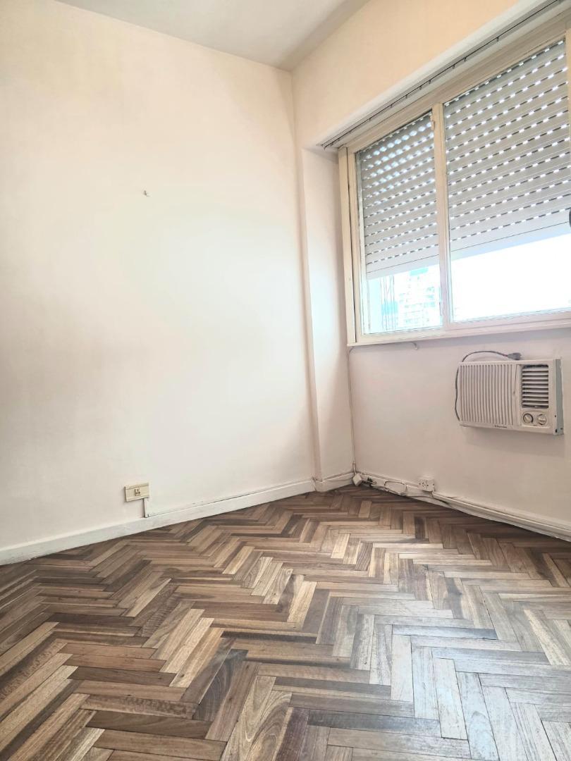 Departamento en Venta de 2 Ambientes en Belgrano 5
