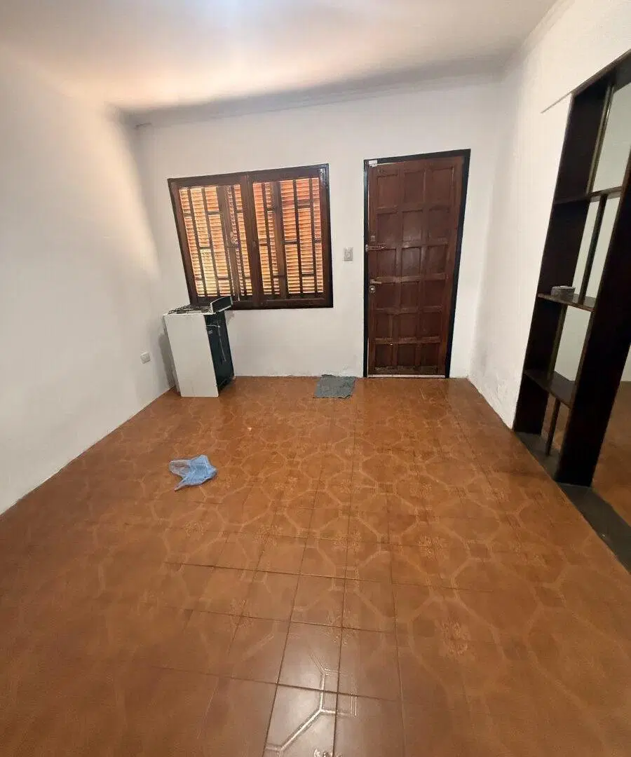Alquiler Casa a metros Av. Richieri 3