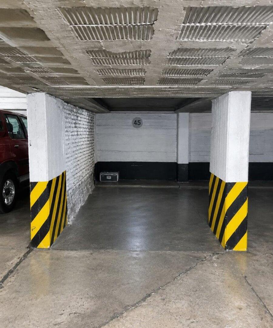 Foto de EN OPORTUNIAD CENTRO A METROS DE TRIBUNALES, imagen 2