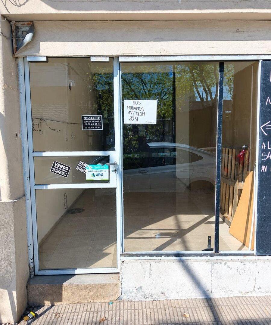 Foto de ALQUILER LOCAL COMERCIAL AV COLON, imagen 2