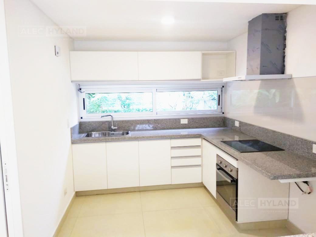 Casa en Venta 4 Ambientes - Punta Chica 4
