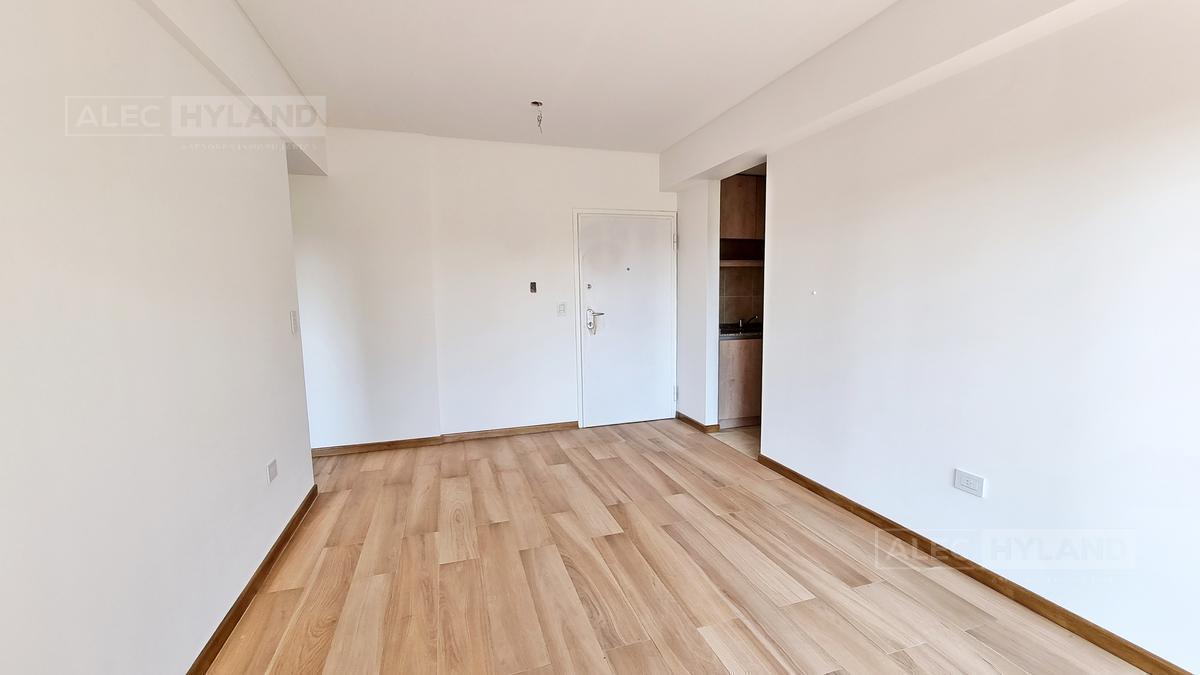 Foto de Departamento 2 Ambientes en Alquiler con balcón con parrilla - La, imagen 3
