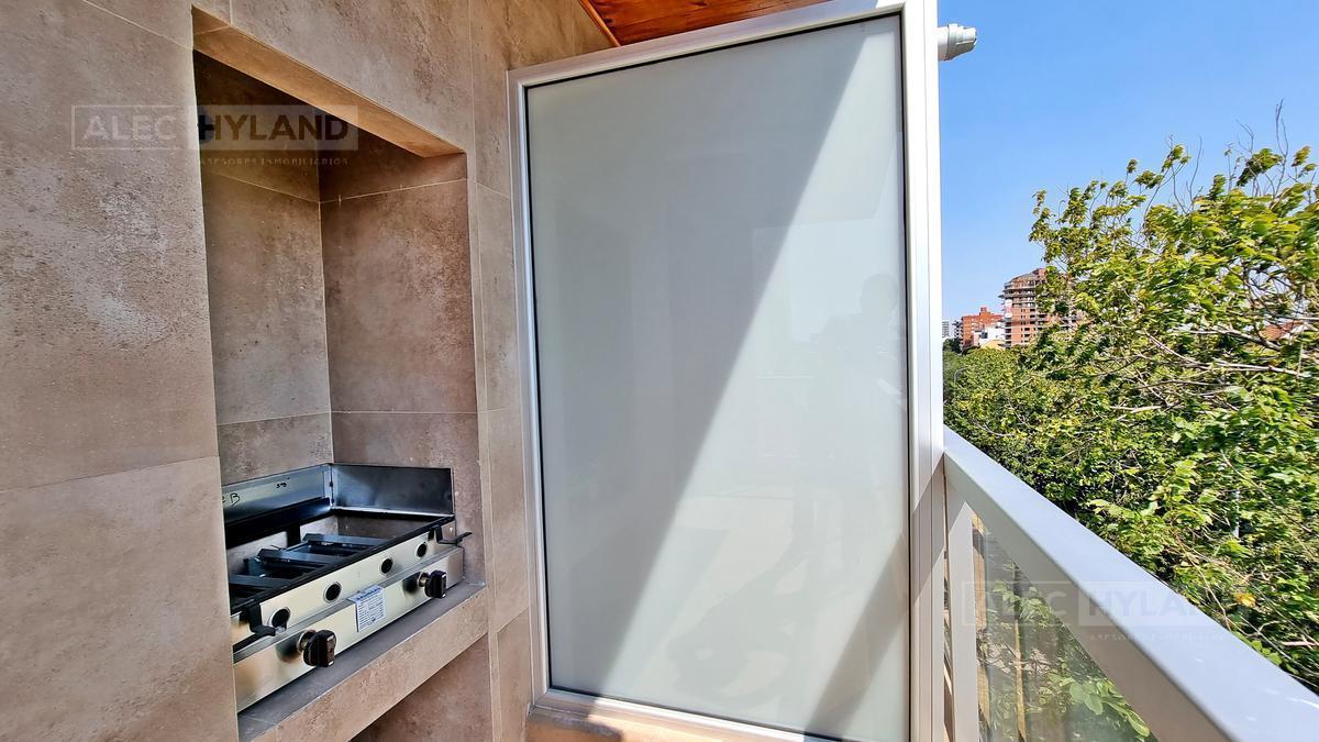 Foto de Departamento 2 Ambientes en Alquiler con balcón con parrilla - La, imagen 5