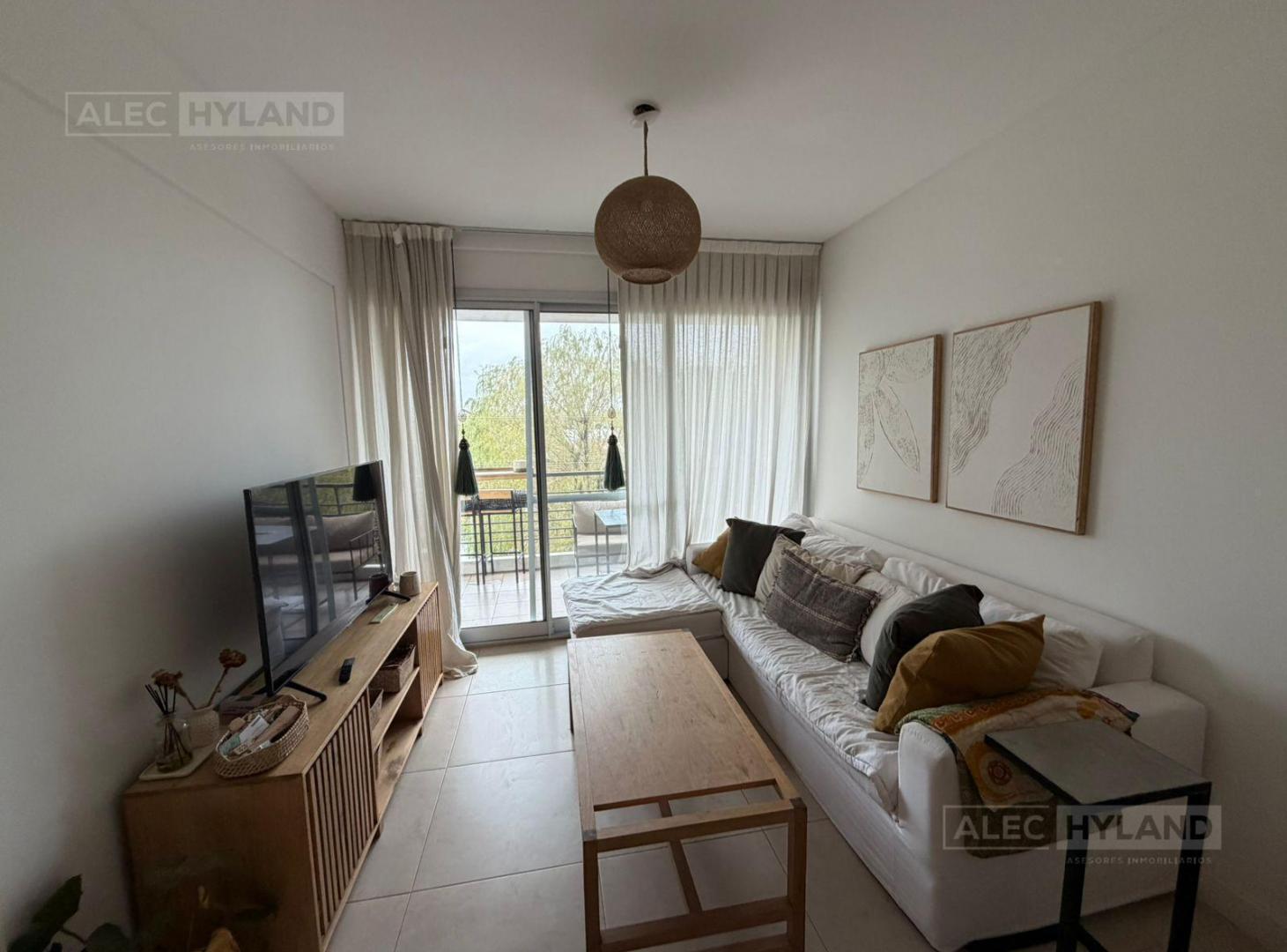 Foto de Departamento en venta 3 ambientes con cochera y amenities, en Complejo, imagen 2