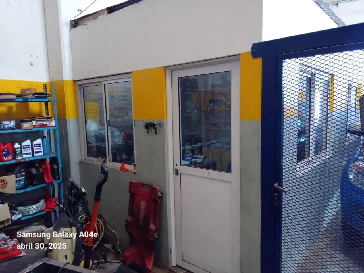 Alquiler Local Comercial Ideal Supermercado! 3