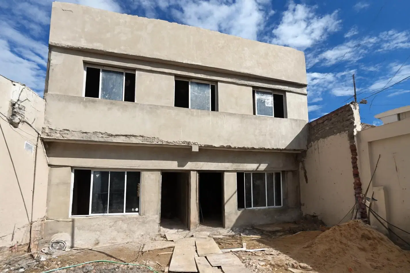 DUPLEX MODERNO CON JARDIN PRIVADO - 130 M² CUBIERTOS + 100 M² DE PARQUE 5