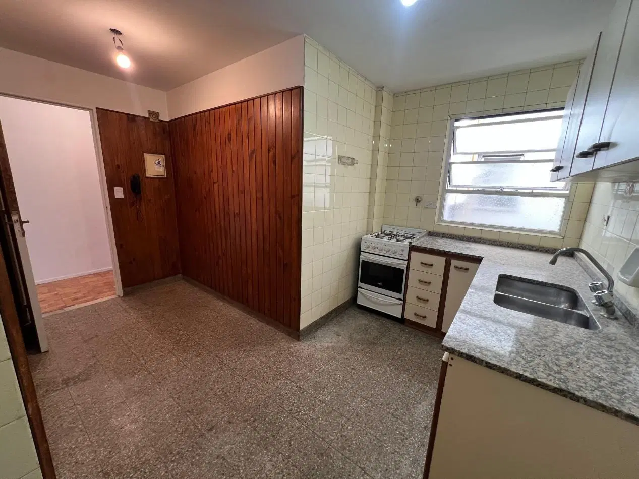 APTO CREDITO: AMPLIO 3 AMBIENTES CON BALCON CORRIDO Y BAULERA 3