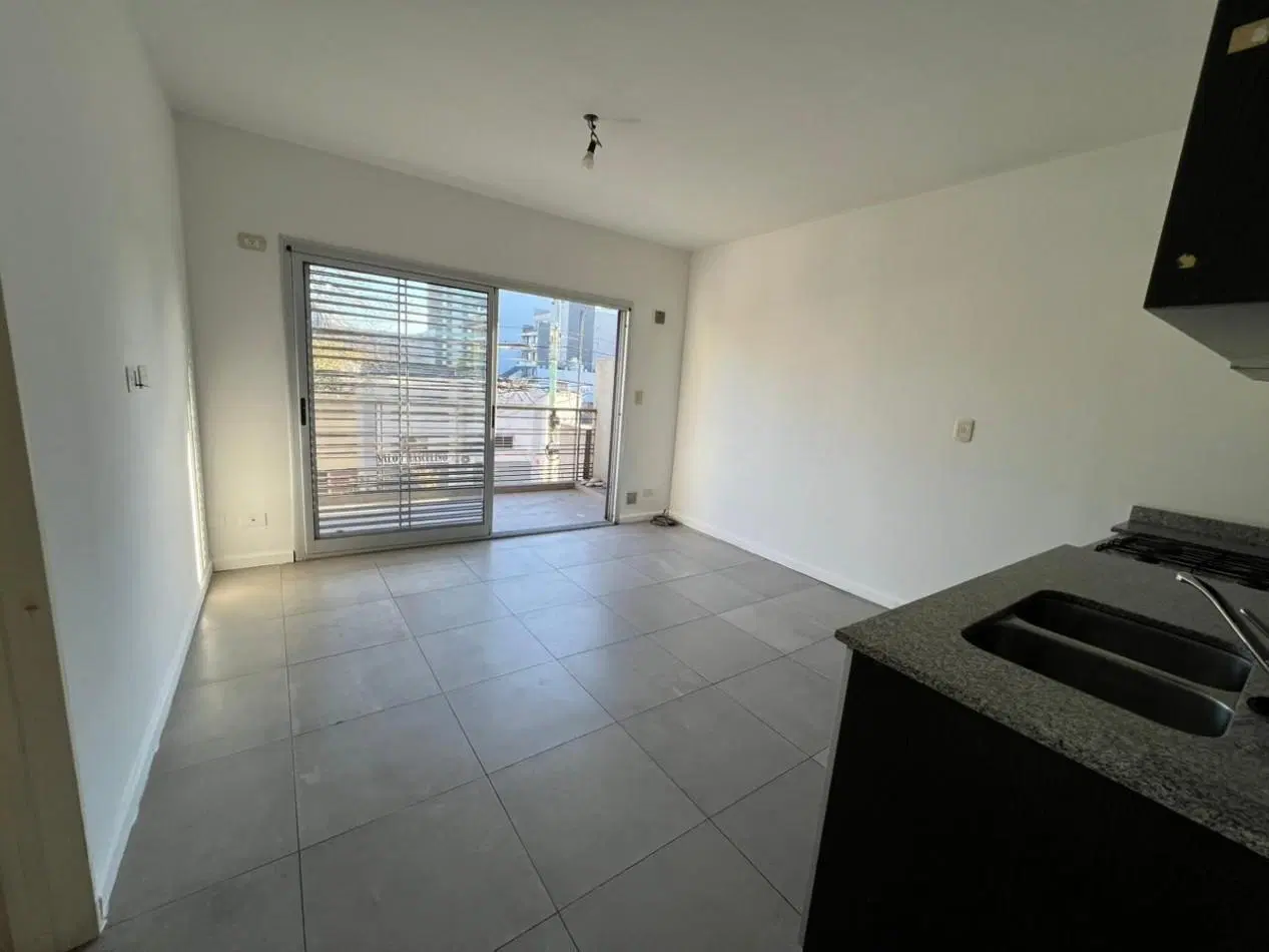 ALQUILER departamento dos ambientes en Villa Urquiza 4