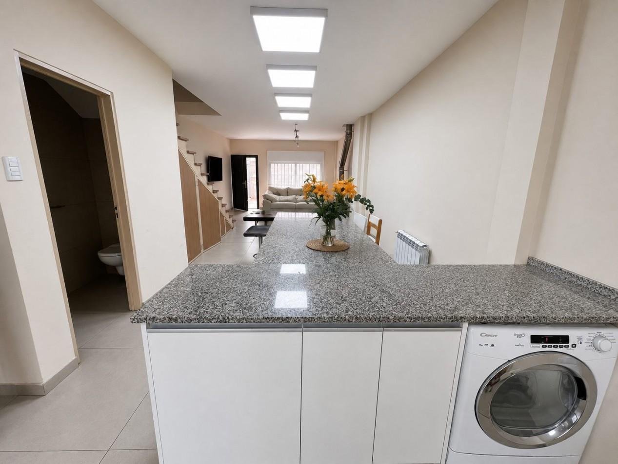 Foto de DUPLEX MODERNO CON JARDIN PRIVADO - 130 M² CUBIERTOS + JARDIN, imagen 4