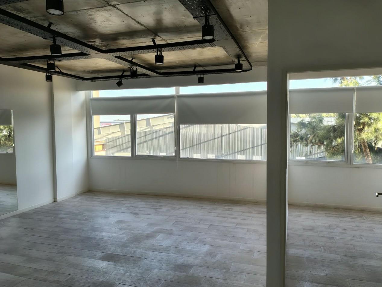 Foto de ALQUILER Oficina en Delta Center Nordelta - 50 m2, imagen 1