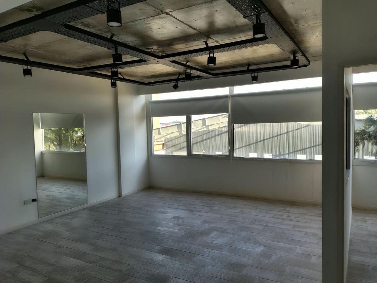 Foto de ALQUILER Oficina en Delta Center Nordelta - 50 m2, imagen 2