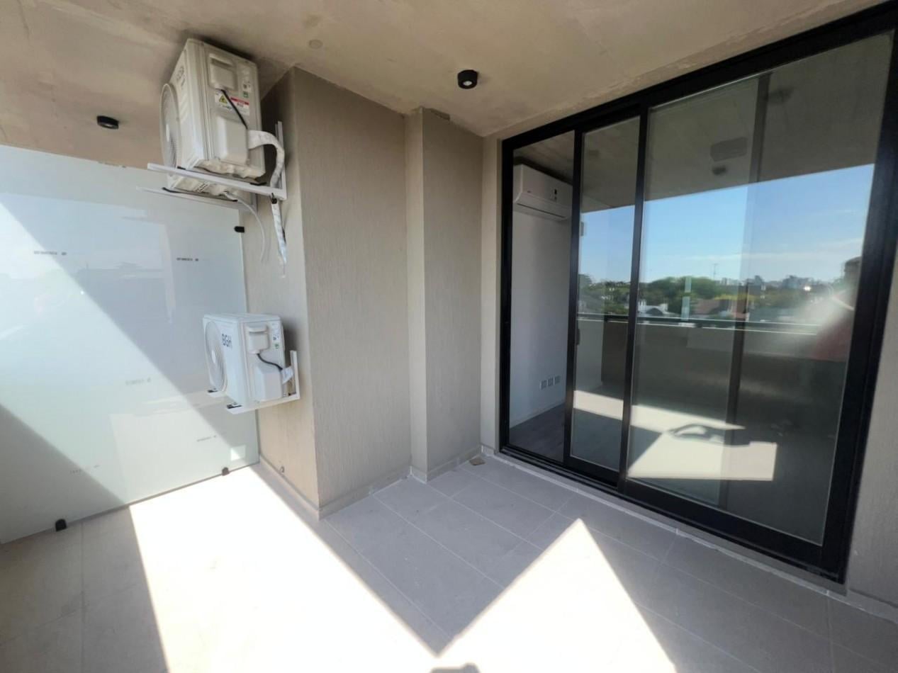 Foto de VENTA departamento de tres ambientes con balcon terraza dormitorio en, imagen 1